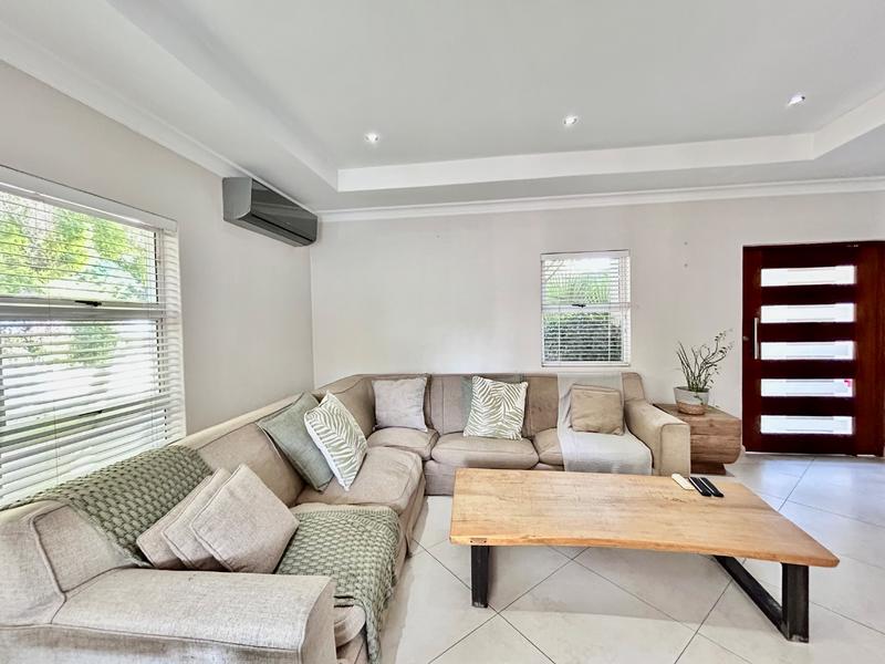 3 Bedroom Property for Sale in Caribbean Beach Club North West